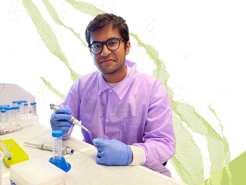 anughav thapaliya working in a lab
